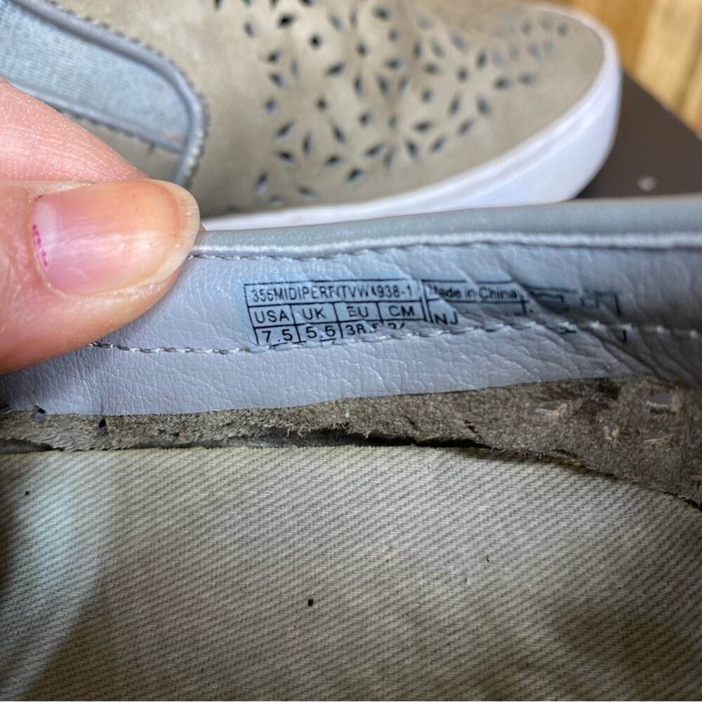 Vionic Splendid Midi Perforated Leather Slip On S… - image 6